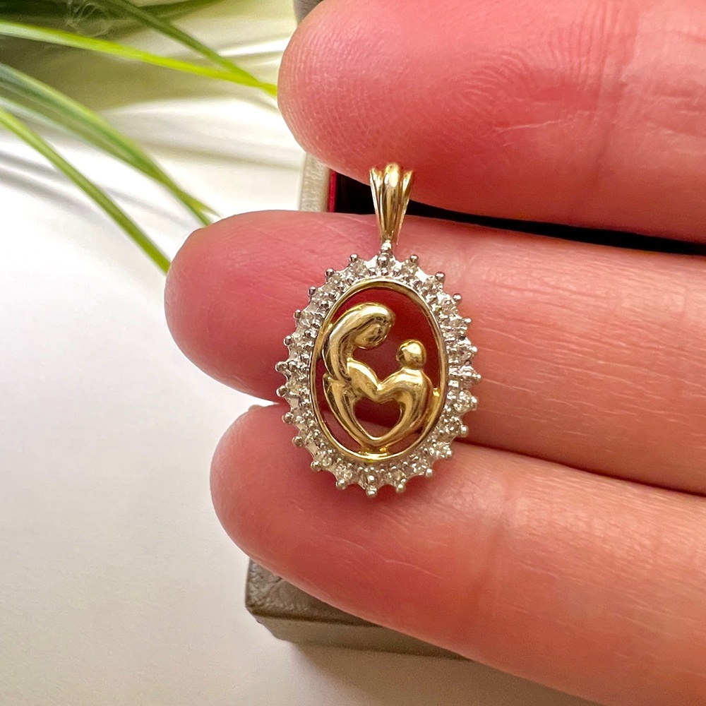 Mother and child 10k yellow gold charm with diamond accents